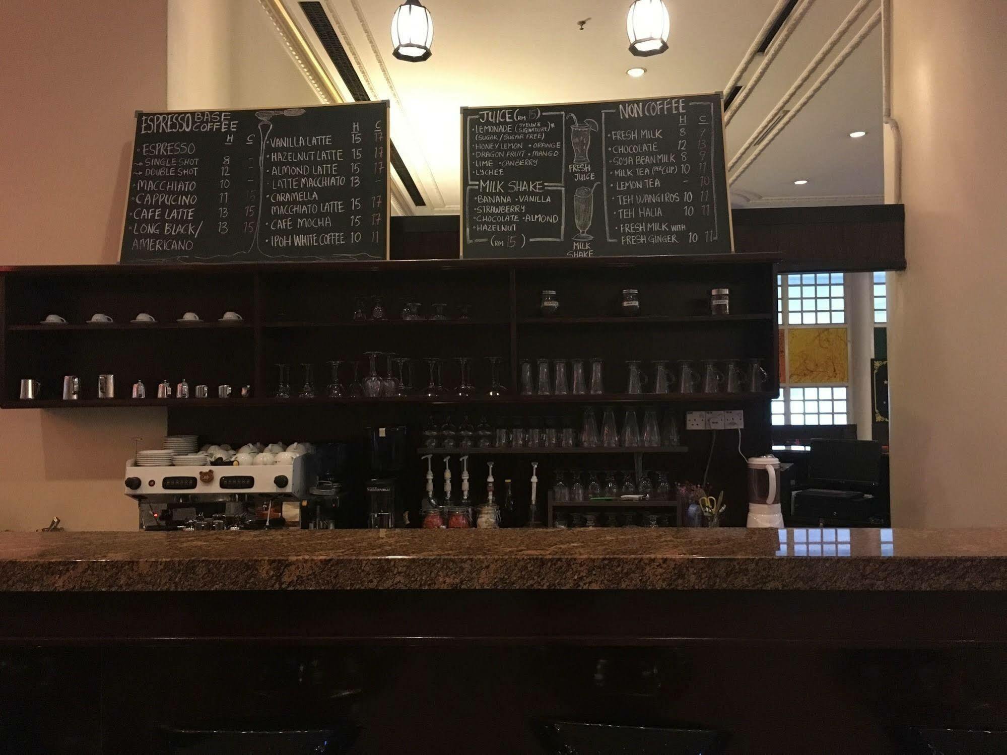 Ac Hotel By Marriott Ipoh Extérieur photo